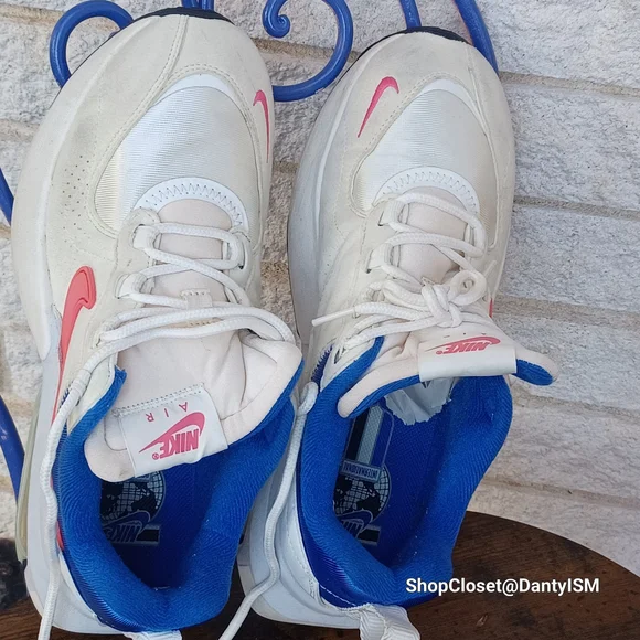 Nike Women's Sneakers With Pink with Blue Accents - Picture 9 of 16